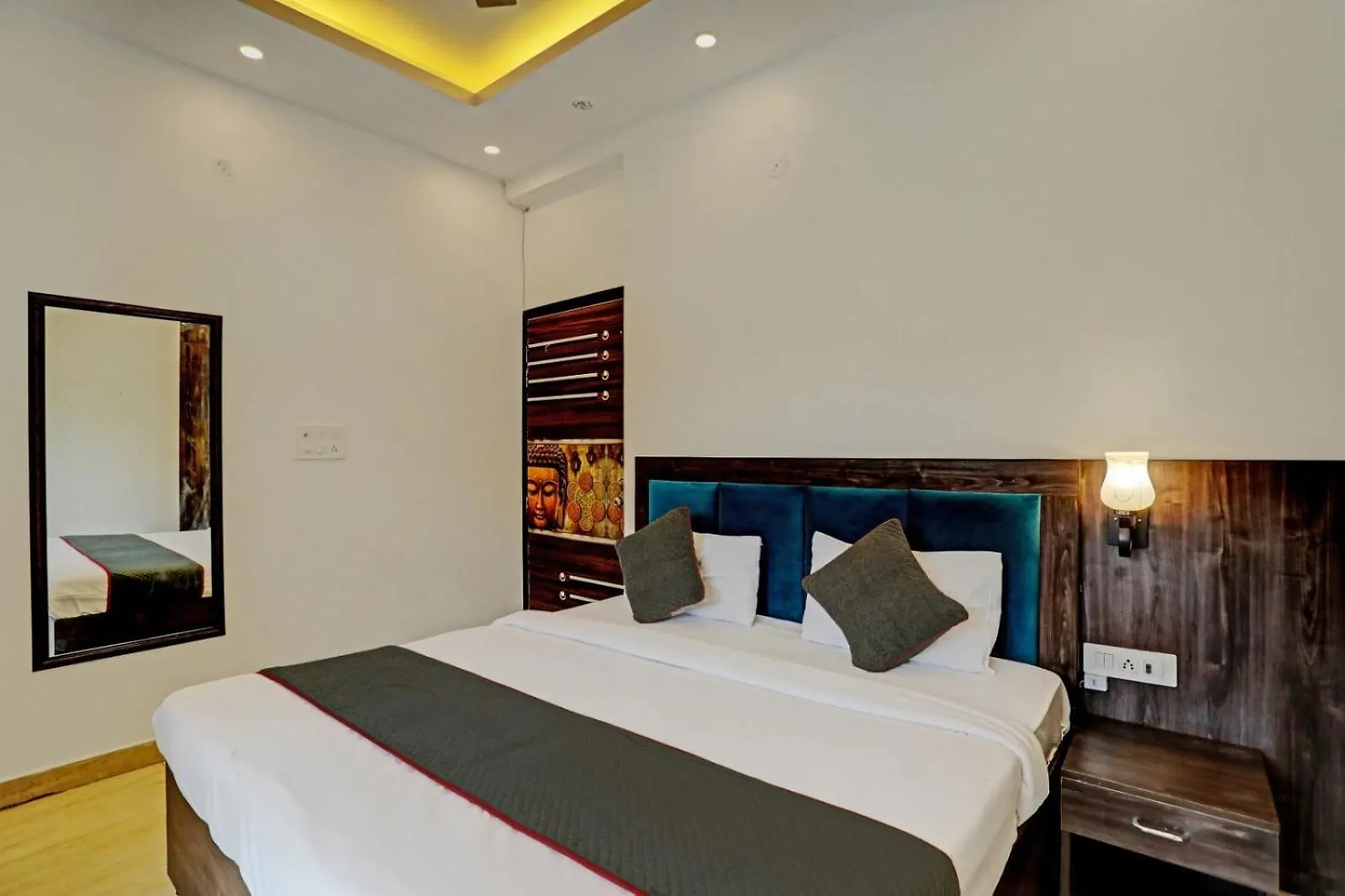Hotel King Plaza Nowe Delhi 4*,