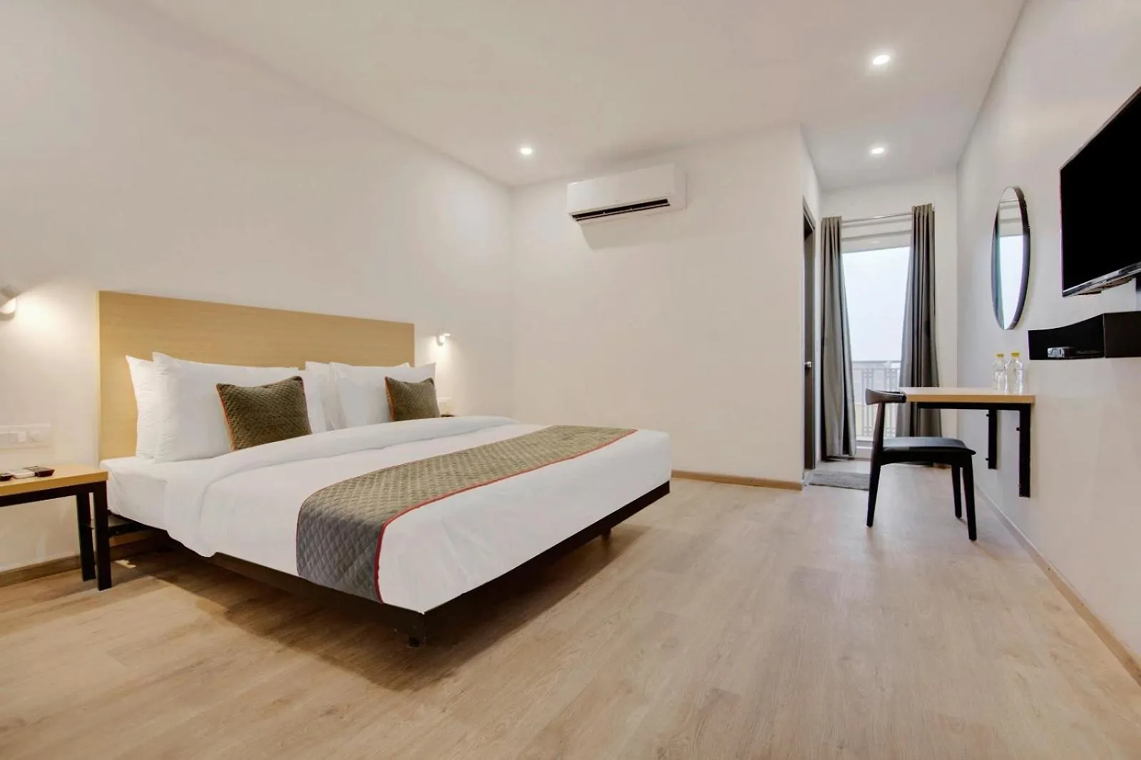 Hotel King Plaza Nowe Delhi 4*,