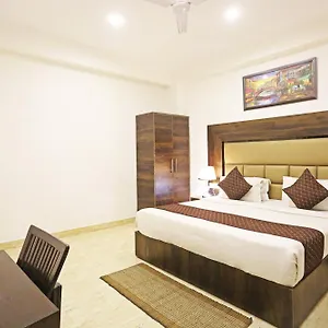 De Kiara Near Delhi Airport Hotel